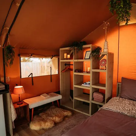 Luksusowy namiot Soulsafari Aan Zee Julianadorp